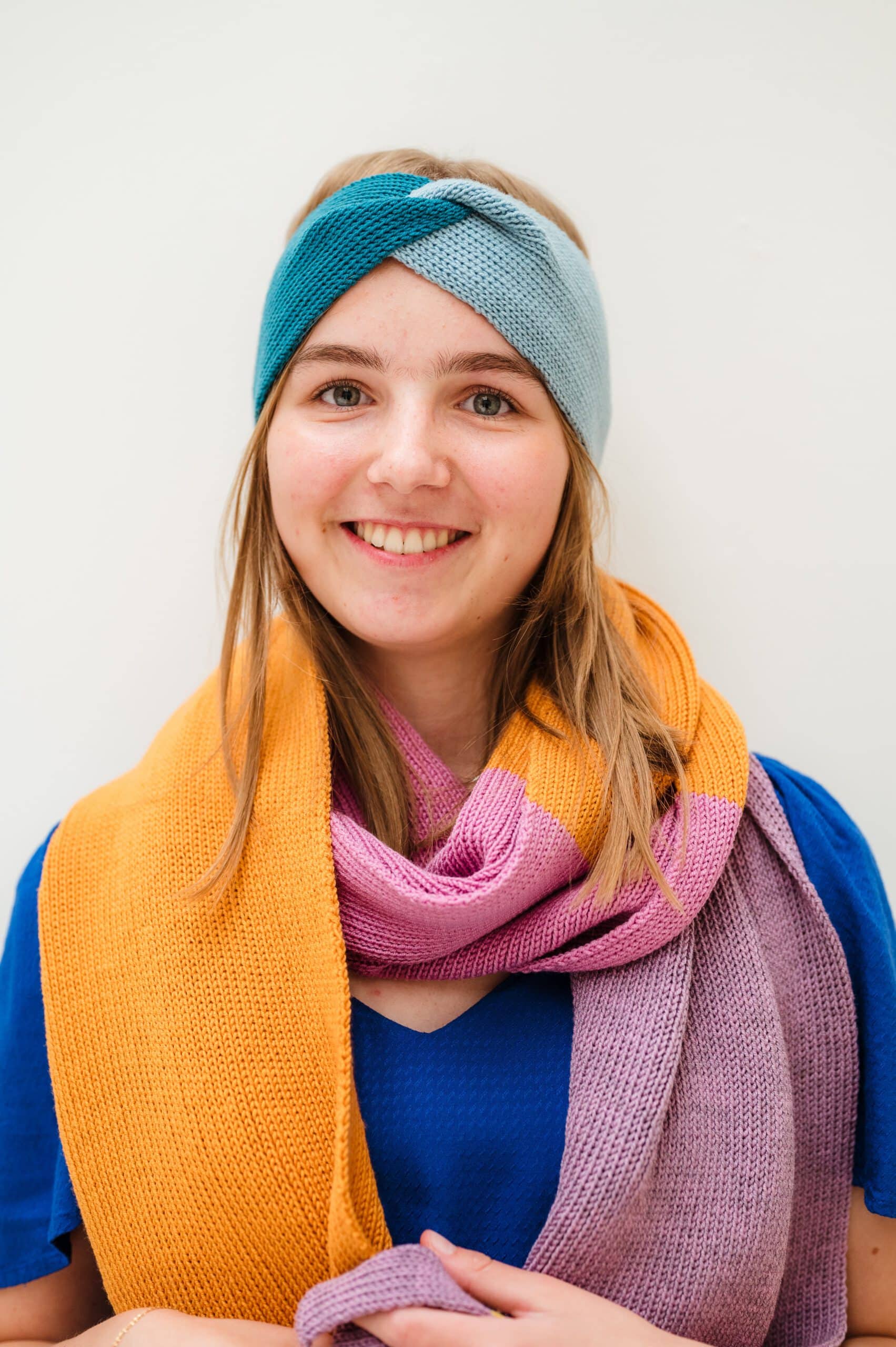 bonnies-merino-haarband-sjaal-muts-volwassen-maxi-blauw-oranje-paars-roze