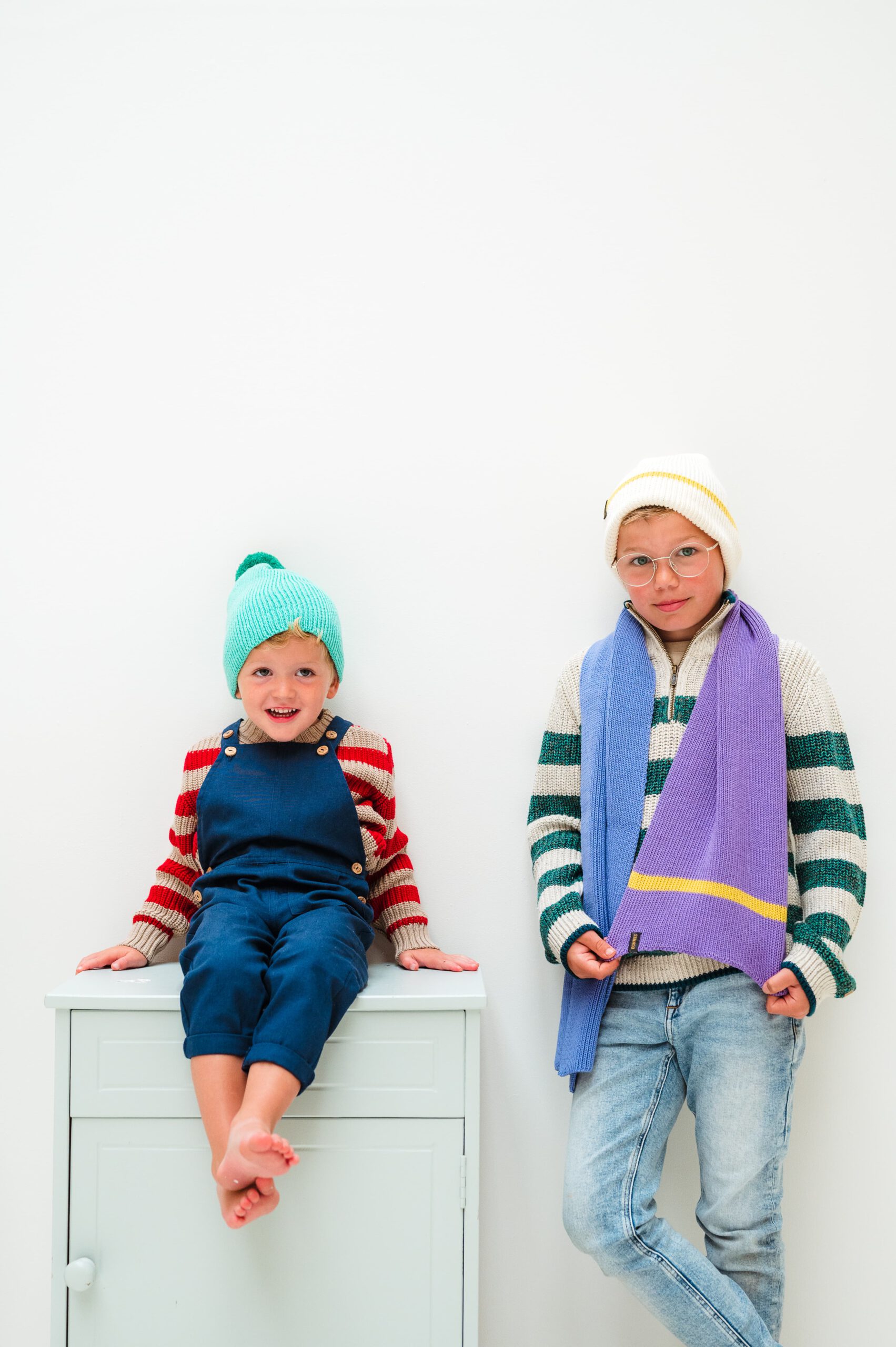 bonnies-merino-kinderen-muts-beanie-pompon-sjaal-paars-blauw-groen-wit